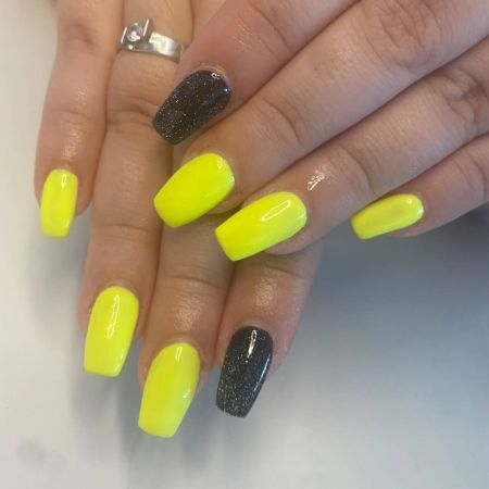 Vernis Semi-Permanent Jaune Fluo