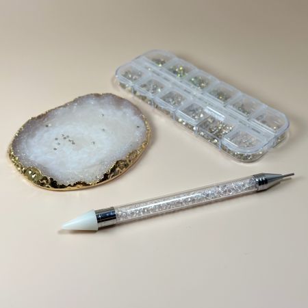 Palette manucure blanche en résine