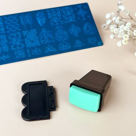 Tampon Stamping XL et Racloir Nail Art