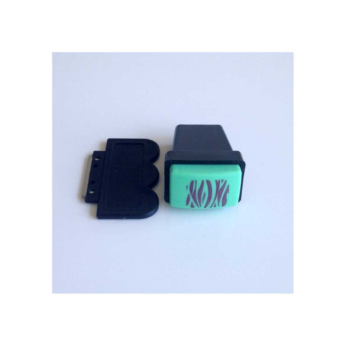 Tampon Stamping XL et Racloir Nail Art