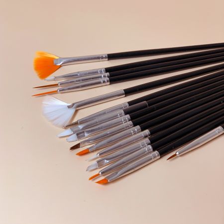 Lot de 14 Pinceaux et 1 Dotting Tool - Noir