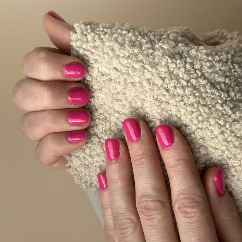 Vernis semi-permanent hema free Framboise