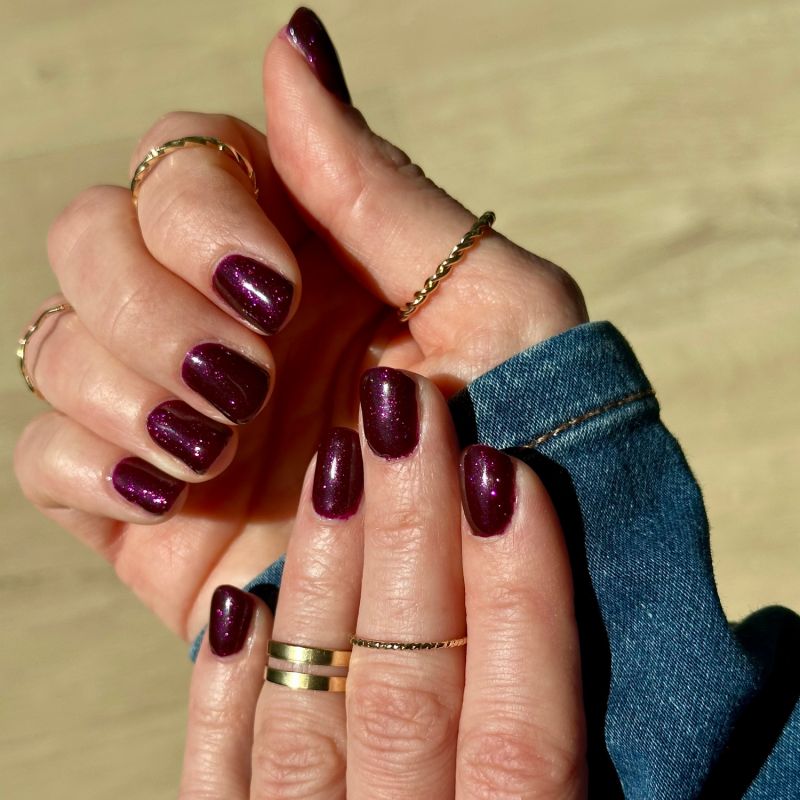 Vernis Semi-Permanent Bordeaux Sombre