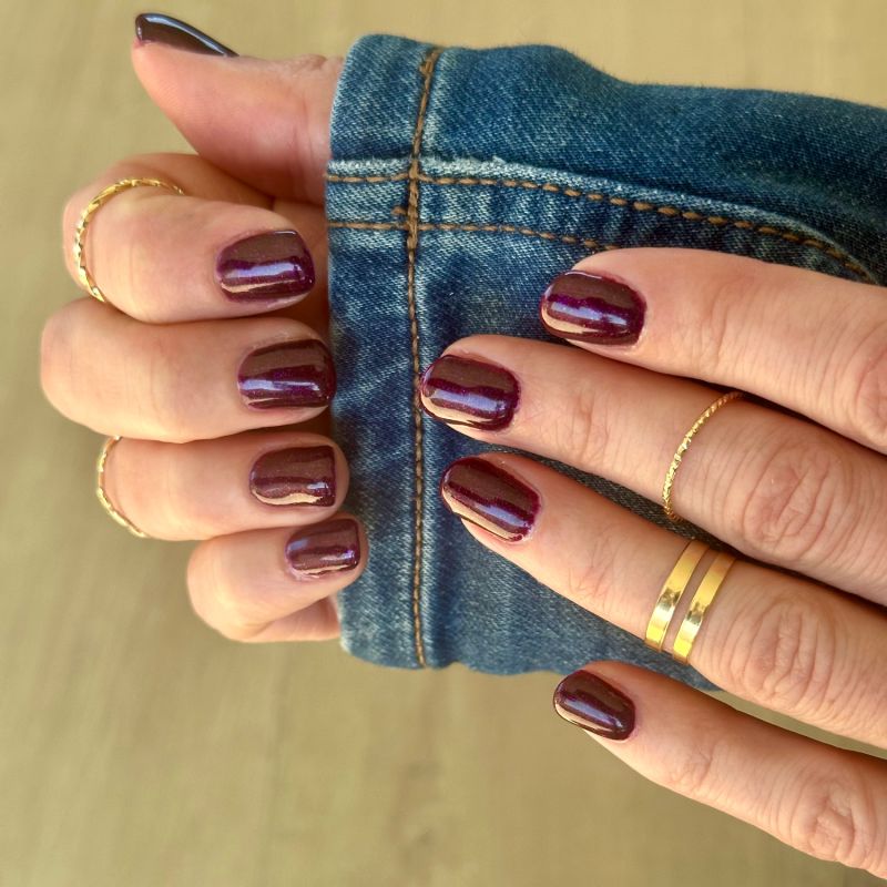 Vernis Semi-Permanent Bordeaux Sombre