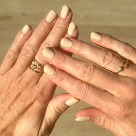 Vernis semi-permanent hema free Nougat