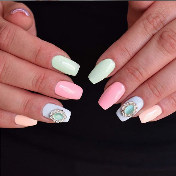 mismatched nails pastel