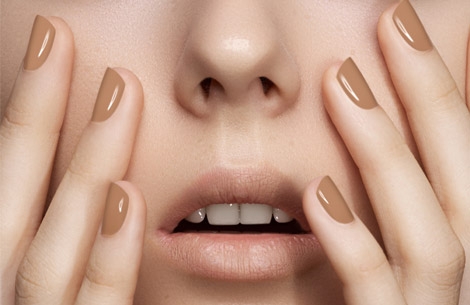 les ongles nude