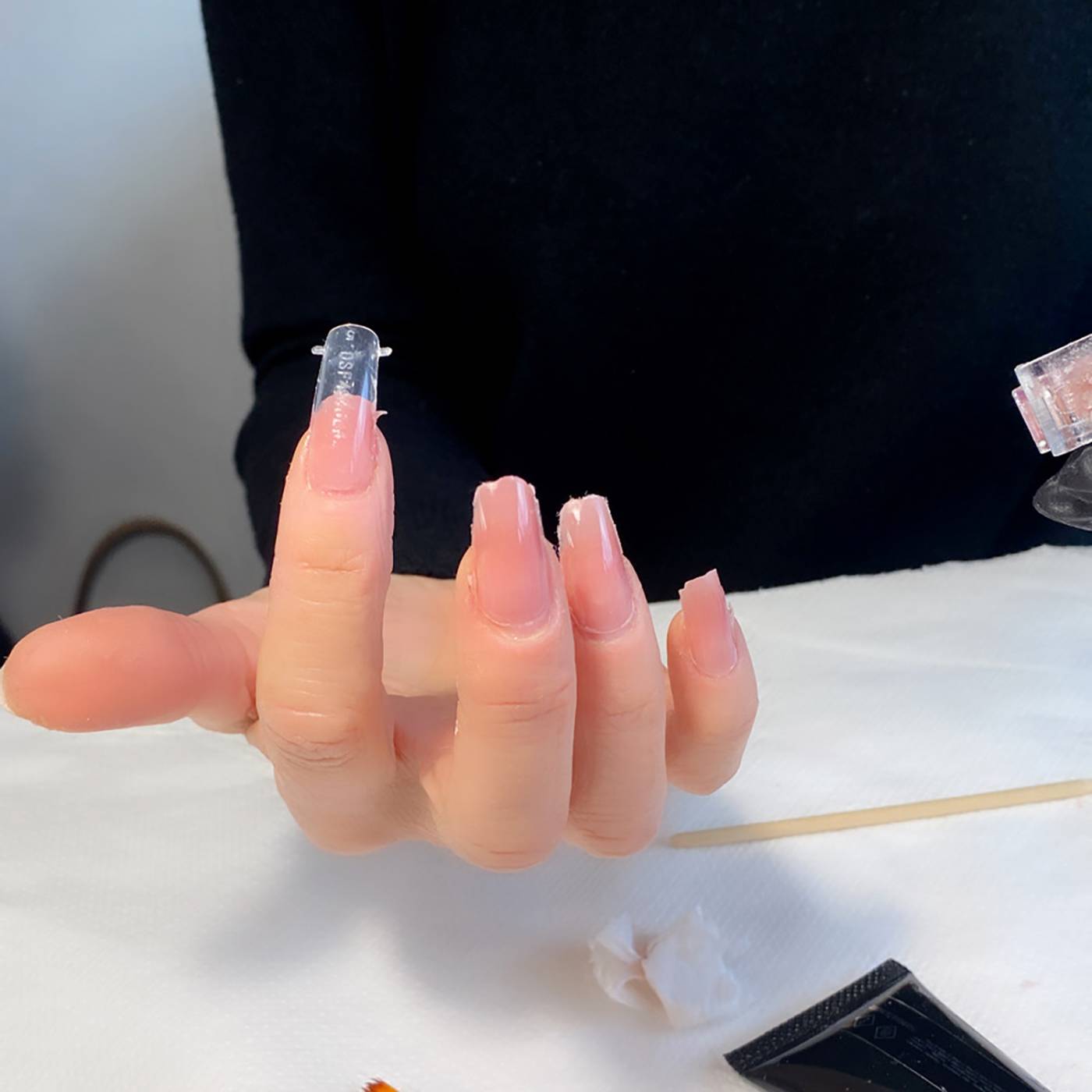 Comment réaliser des ongles en polygel ?